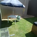 Casa Aconchegante Com Piscina E Bem Localizada