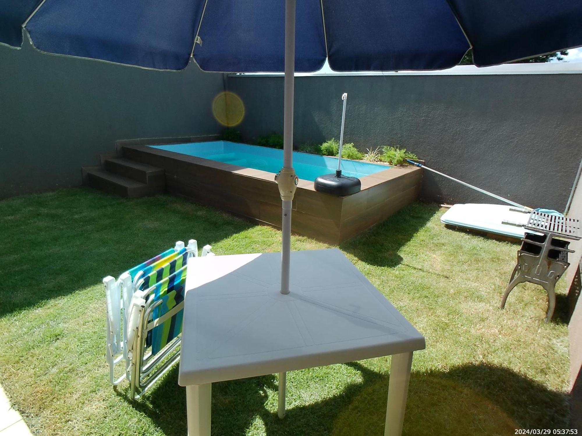 Сasa de vacaciones Casa Aconchegante Com Piscina E Bem Localizada